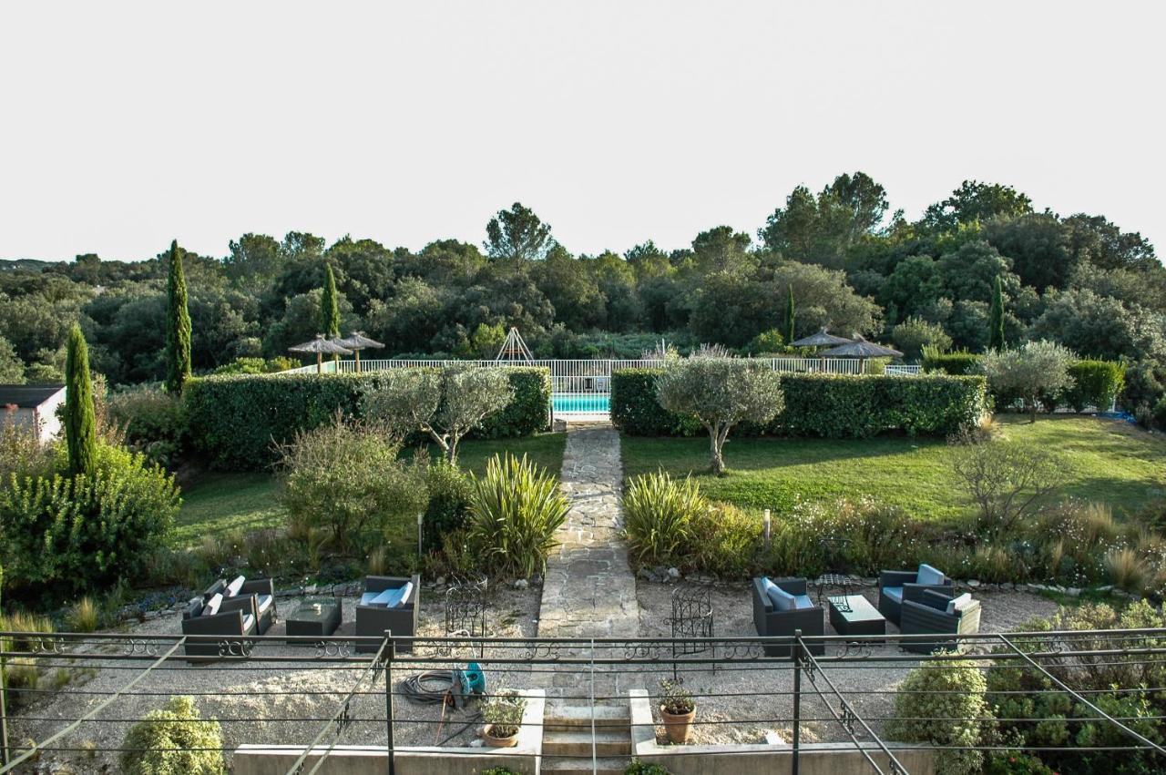 Hotel Restaurant Le Gardon - Pont Du Gard Collias Bagian luar foto